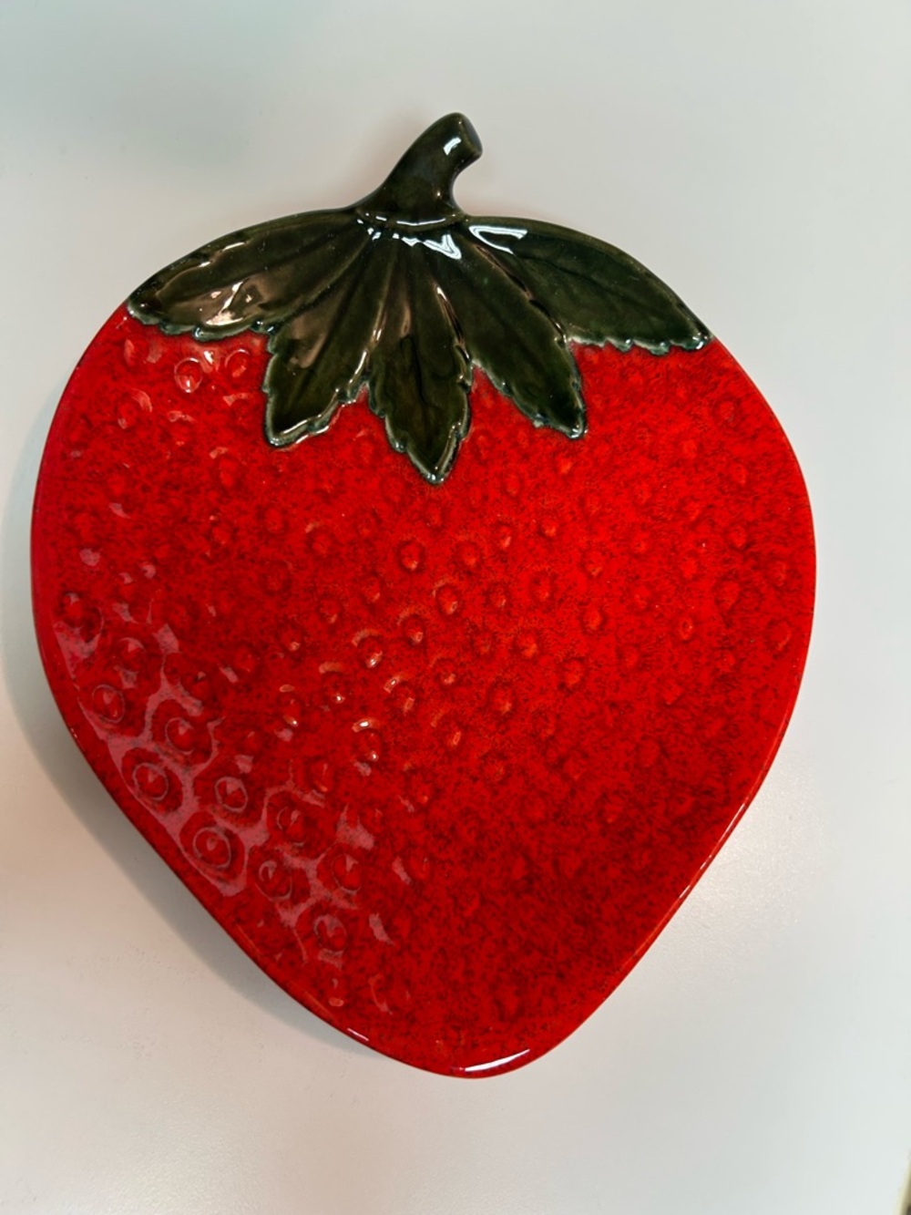 Strawberry-Shaped Ceramic Serving Platter (1974)
